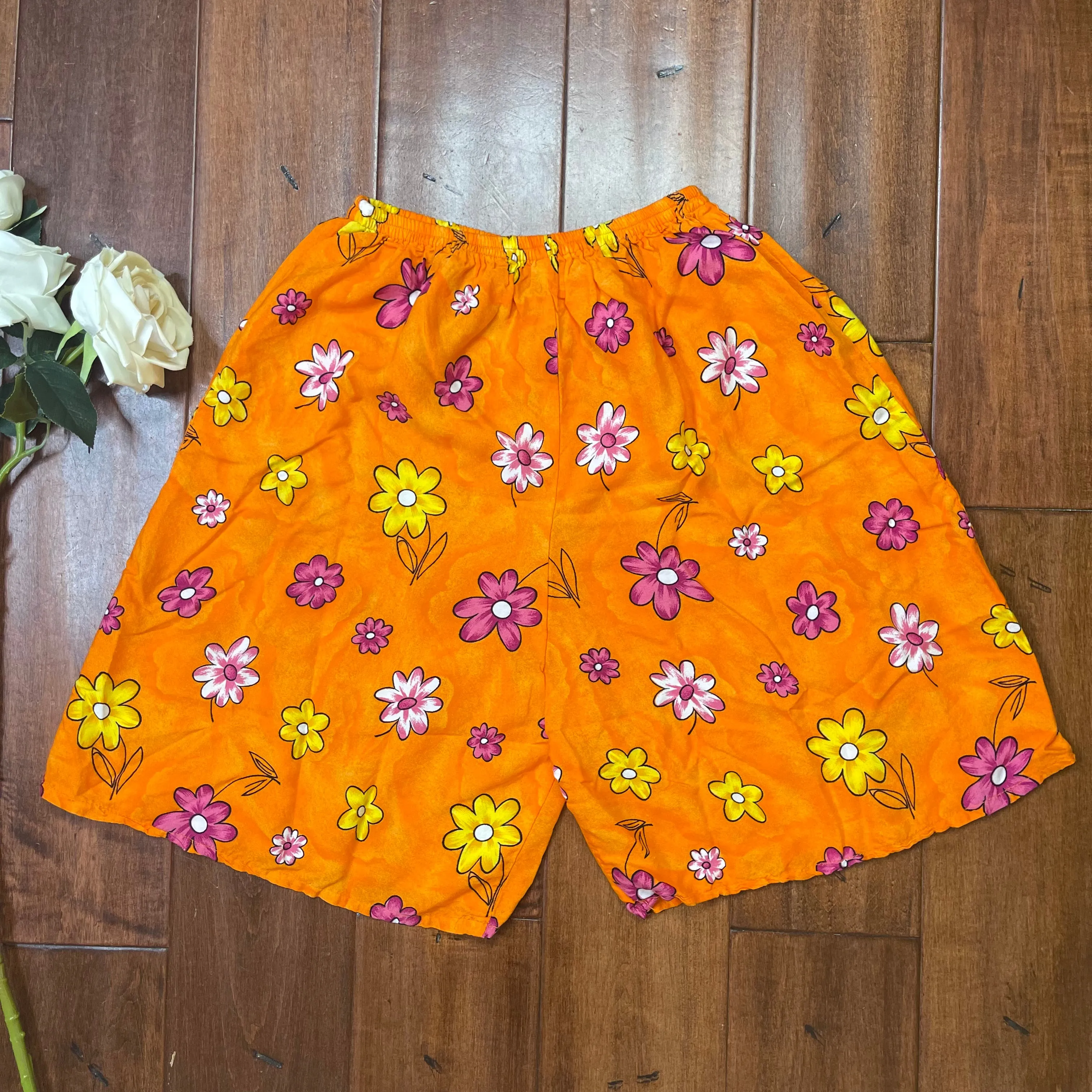 VINTAGE FLORAL COMFY SUMMER SHORTS